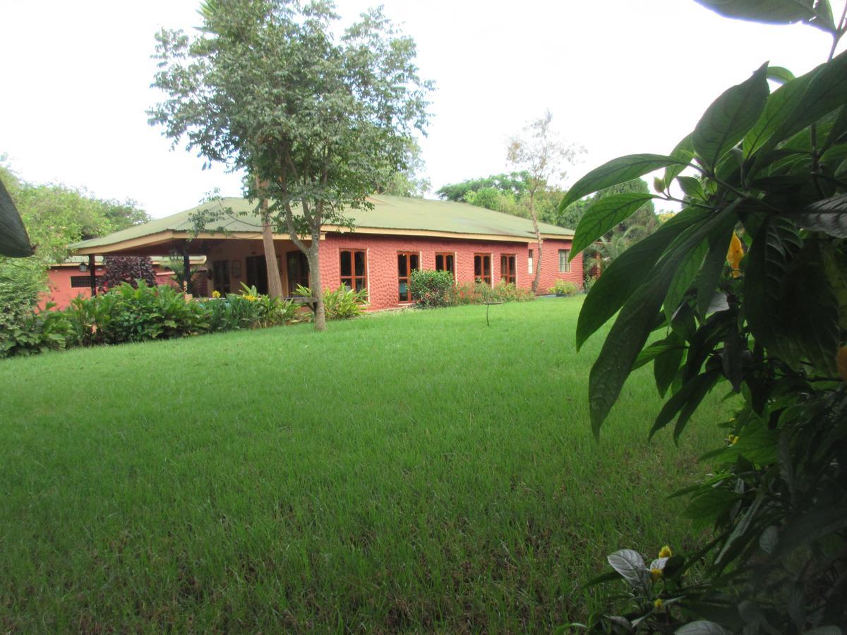 Kudu Lodge And Campsite Karatu Exterior foto